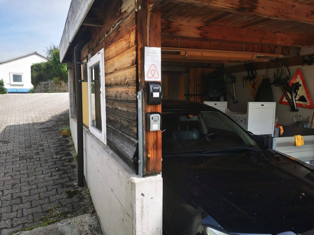 Key box